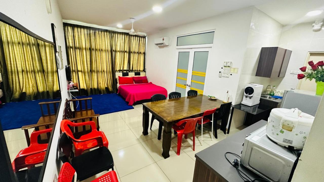 Vista Alam Roomstay Homestay Шах Алам Екстериор снимка