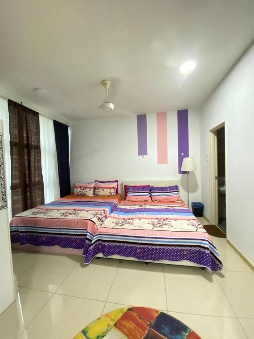 Vista Alam Roomstay Homestay Шах Алам Екстериор снимка