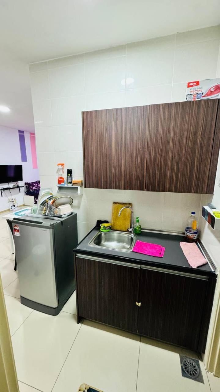 Vista Alam Roomstay Homestay Шах Алам Екстериор снимка