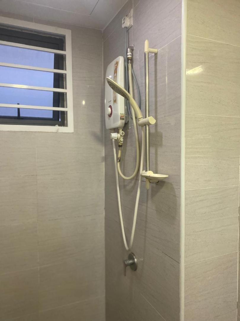 Vista Alam Roomstay Homestay Шах Алам Екстериор снимка
