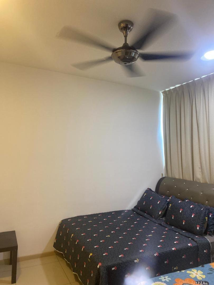 Vista Alam Roomstay Homestay Шах Алам Екстериор снимка