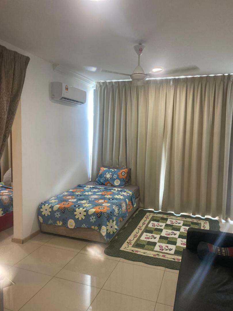 Vista Alam Roomstay Homestay Шах Алам Екстериор снимка