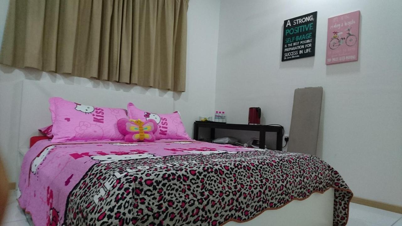 Vista Alam Roomstay Homestay Шах Алам Екстериор снимка