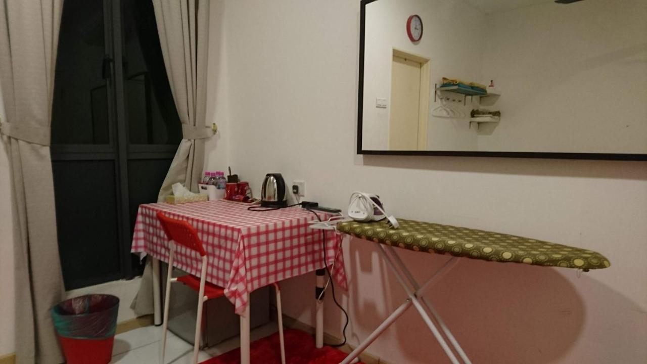 Vista Alam Roomstay Homestay Шах Алам Екстериор снимка