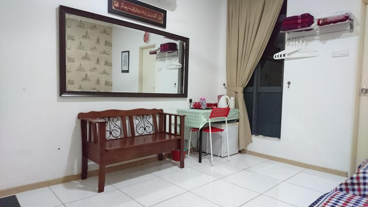 Vista Alam Roomstay Homestay Шах Алам Екстериор снимка